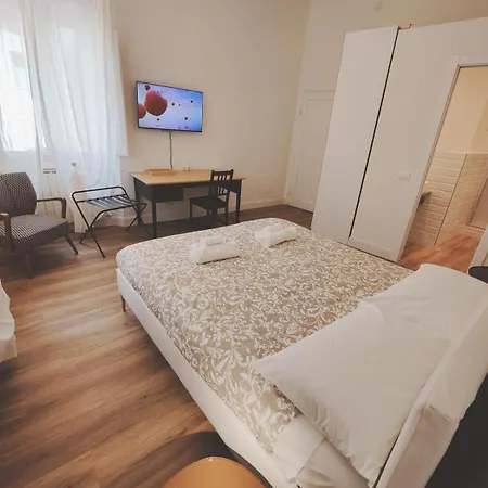 בית הארחה Amazing Guest פירנצה